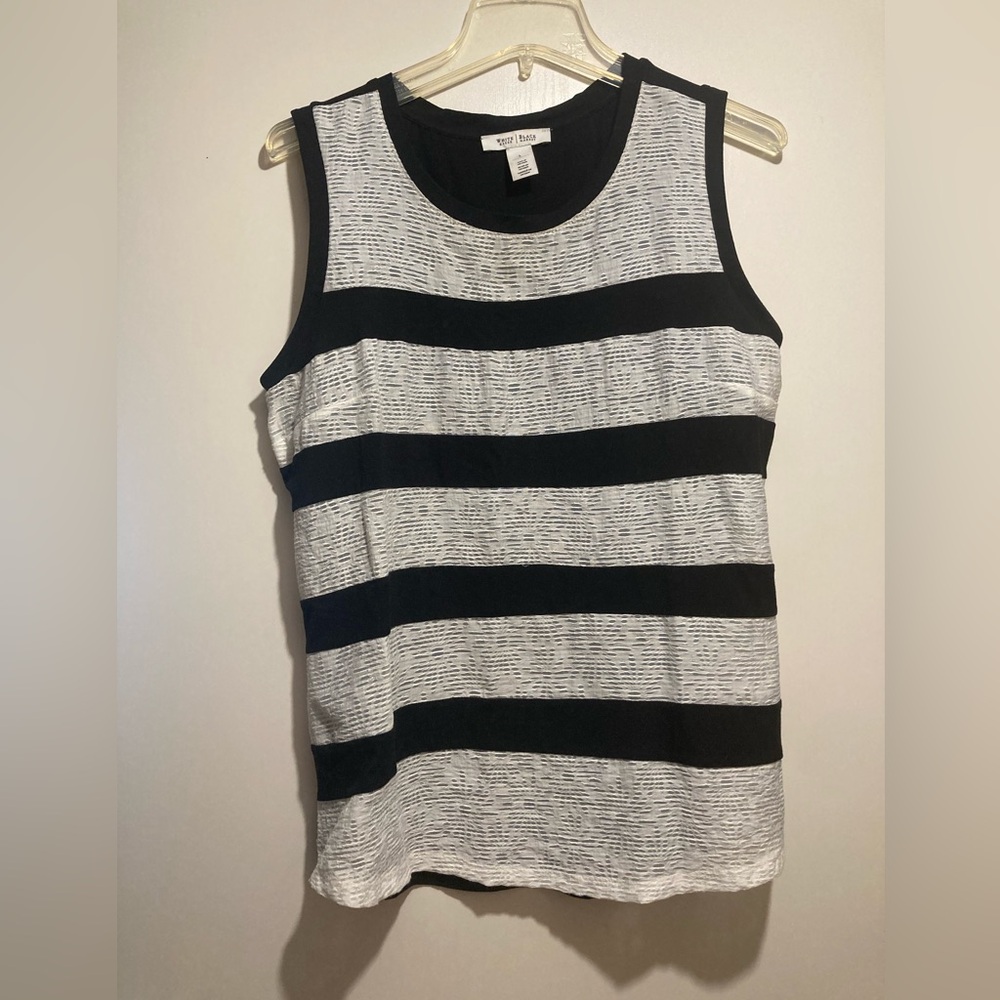 White House Black Market tank